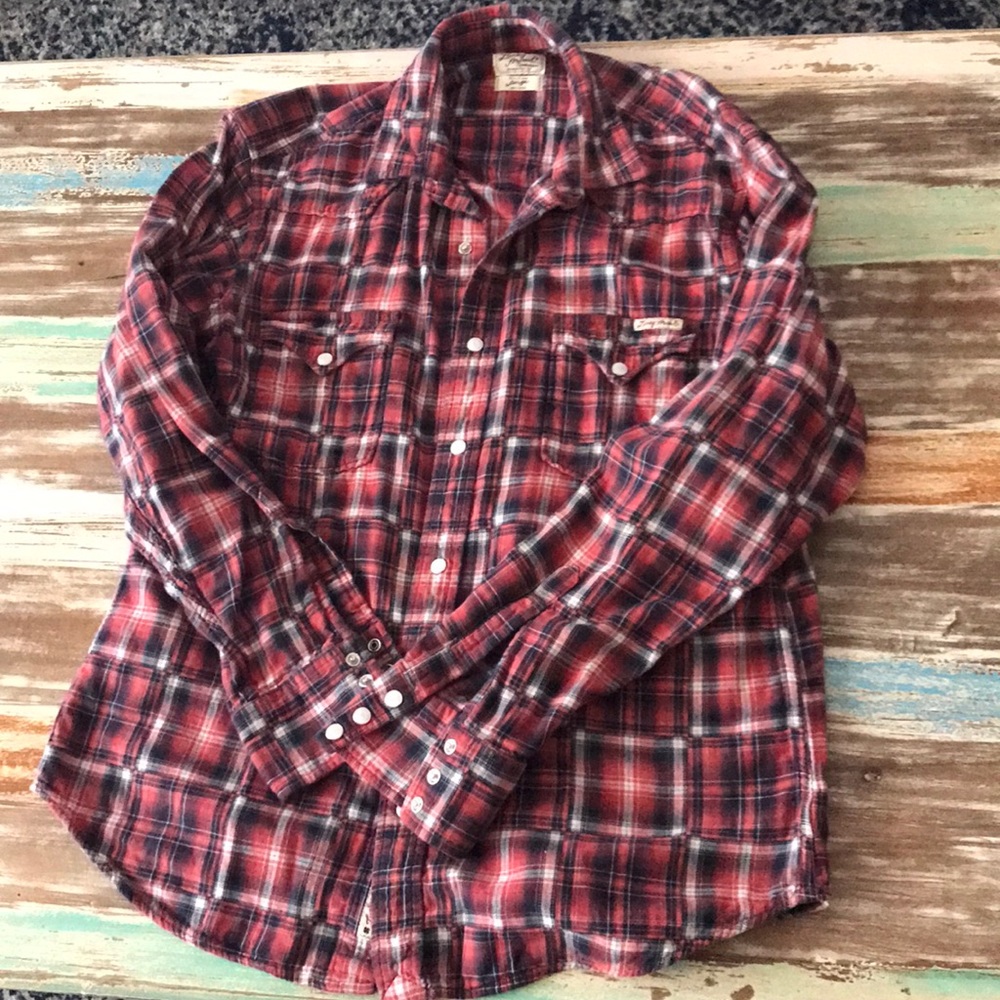 Men’s Lucky Button down